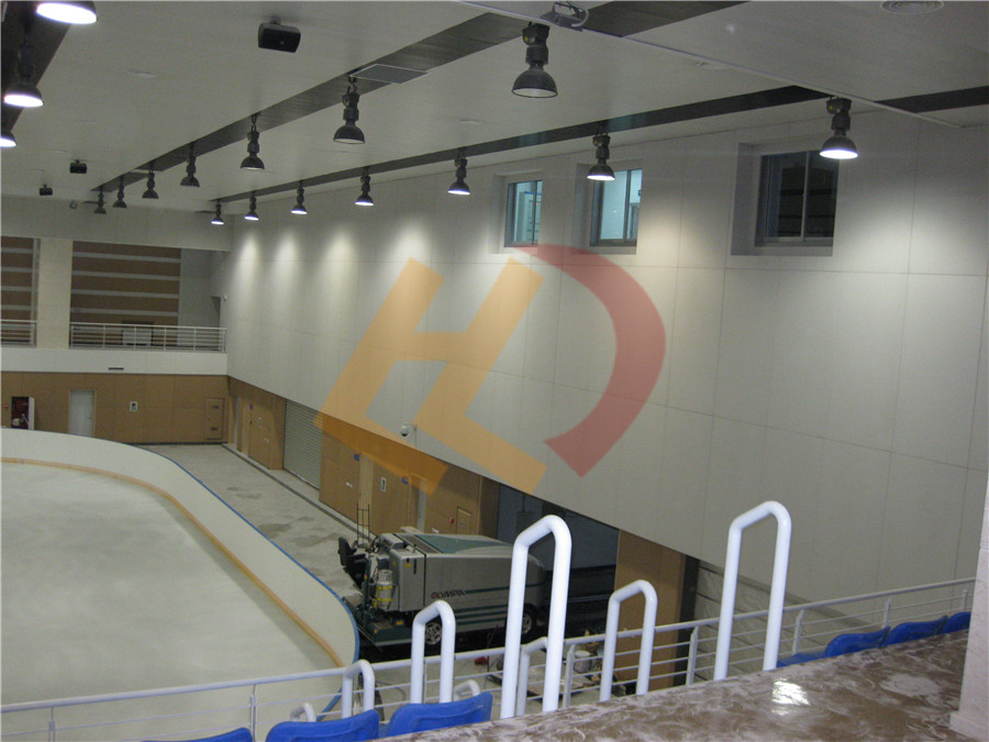 青島體育館冰球館